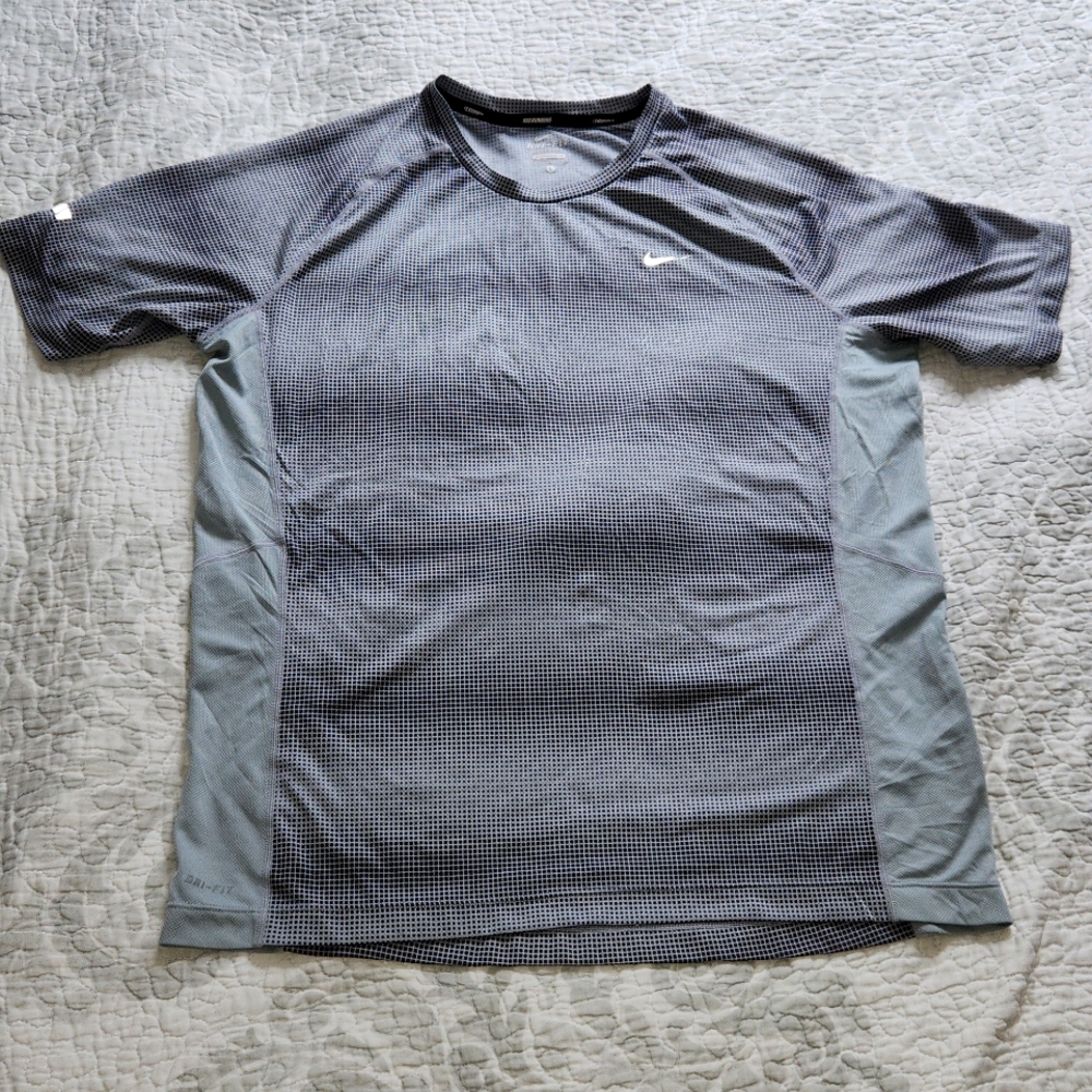 Men's Nike Running Dri-Fit athletic tee shirt Large